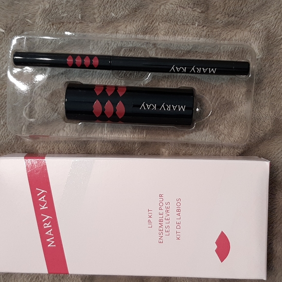 Lip kit - Pink - Picture 1 of 1